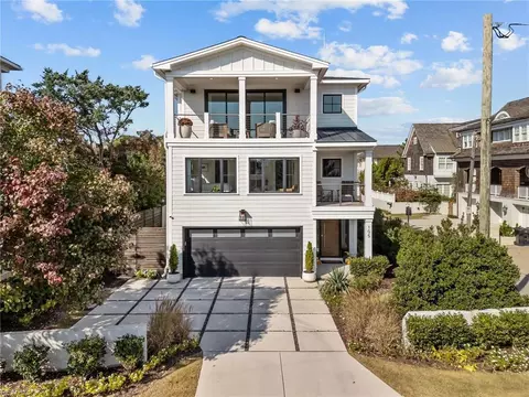 105 51st St, Virginia Beach, VA 23451