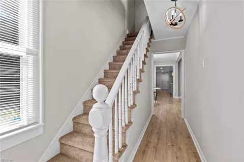 Entry Way - 1322 Seaboard Ave, Chesapeake, VA 23324 photo 1 of 3