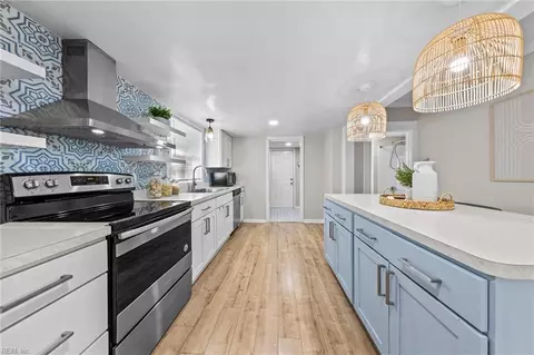 Kitchen - 1322 Seaboard Ave, Chesapeake, VA 23324 photo 1 of 4