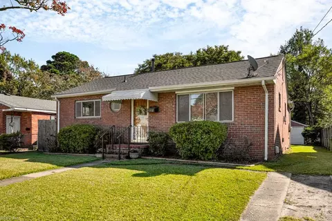 9318 Mason Creek Rd, Norfolk, VA 23503