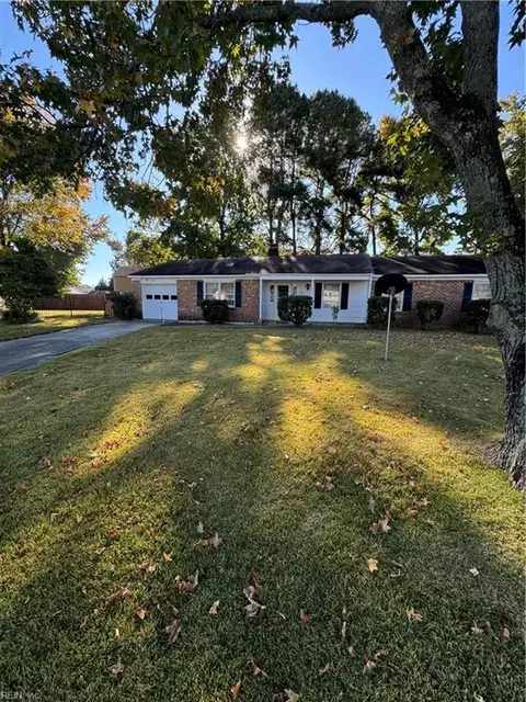 3901 Waterside Ct, Virginia Beach, VA 23452