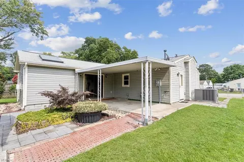 Exterior - 2213 Gurley Ct, Hampton, VA 23663 photo 6 of 9