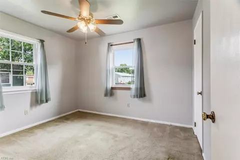 Bedroom - 2213 Gurley Ct, Hampton, VA 23663 photo 6 of 7