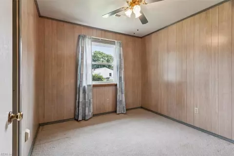Bedroom - 2213 Gurley Ct, Hampton, VA 23663 photo 4 of 7