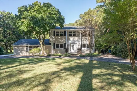 1017 Michaelwood Dr, Virginia Beach, VA 23452