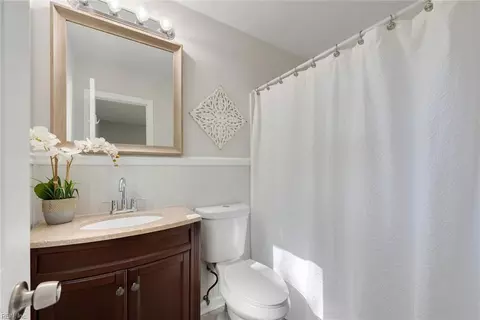 18 Alexander Dr, Hampton, VA 23664 photo 16