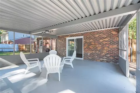 18 Alexander Dr, Hampton, VA 23664 photo 19