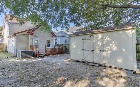 Exterior - 117 Segar St, Hampton, VA 23663 photo 5 of 5