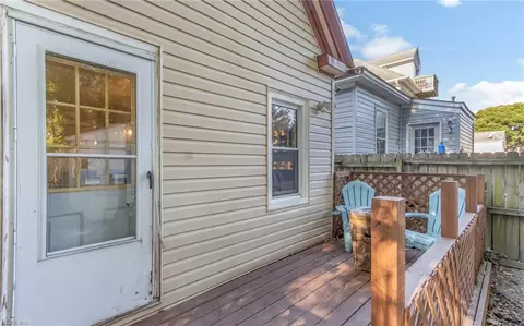 Exterior - 117 Segar St, Hampton, VA 23663 photo 2 of 5
