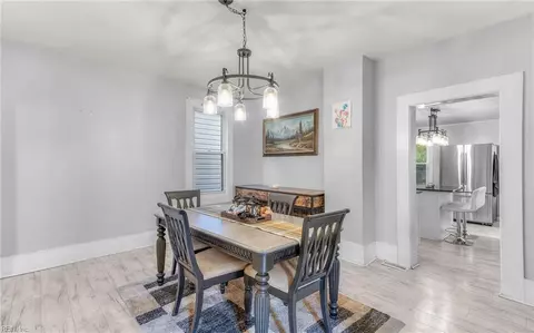 Dining - 117 Segar St, Hampton, VA 23663 photo 3 of 4