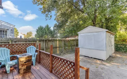 Exterior - 117 Segar St, Hampton, VA 23663 photo 3 of 5