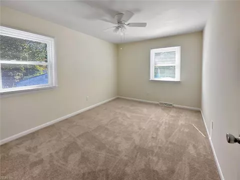 Bedroom - 7 Olga Ct, Hampton, VA 23669 photo 2 of 6