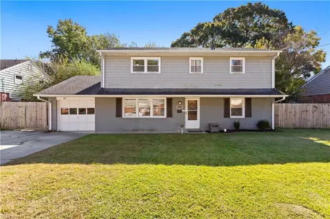 1713 Kingsway Rd, Norfolk, VA 23518