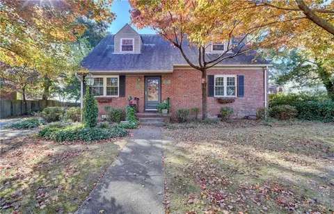 553 Roland Dr, Norfolk, VA 23509