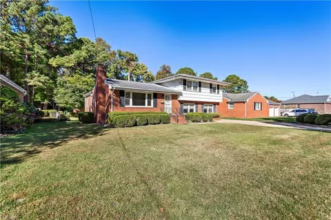 719 Macon Rd, Hampton, VA 23666 photo 3