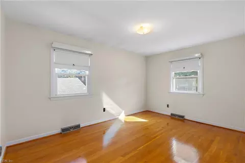 719 Macon Rd, Hampton, VA 23666 photo 21