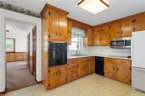 719 Macon Rd, Hampton, VA 23666 photo 8