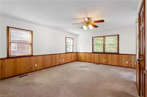719 Macon Rd, Hampton, VA 23666 photo 10