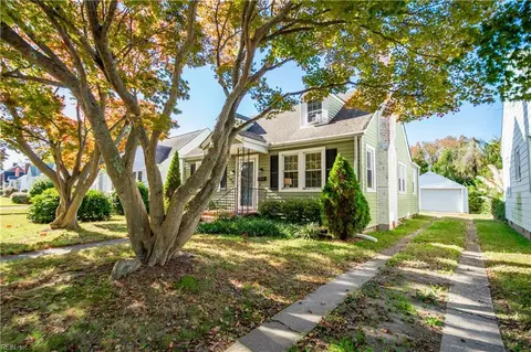 145 Chancellor Rd, Hampton, VA 23661 photo 2