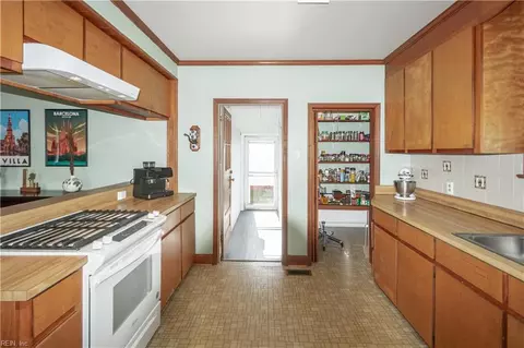 145 Chancellor Rd, Hampton, VA 23661 photo 15