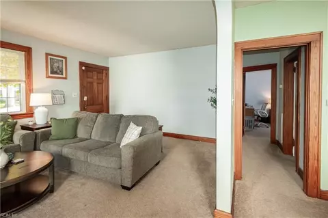 145 Chancellor Rd, Hampton, VA 23661 photo 8