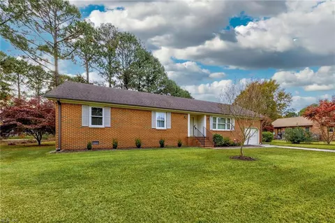 3004 Dogwood Ter, Chesapeake, VA 23321