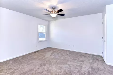 Bedroom - 160 Fairmont Dr, Hampton, VA 23666 photo 1 of 6