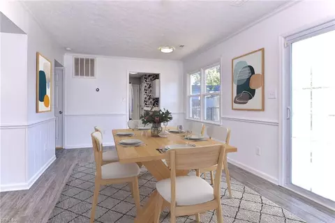 Dining - 160 Fairmont Dr, Hampton, VA 23666 photo 2 of 2
