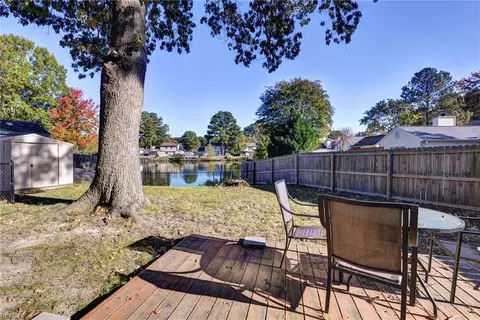 Exterior - 160 Fairmont Dr, Hampton, VA 23666 photo 5 of 7