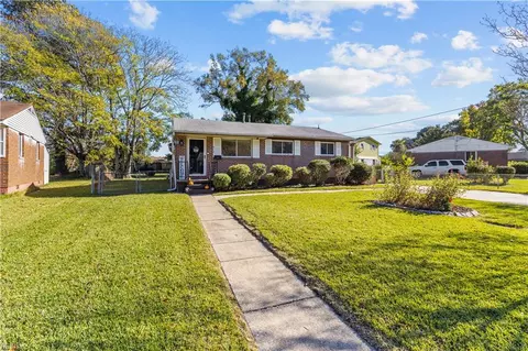 913 Clay St, Portsmouth, VA 23701