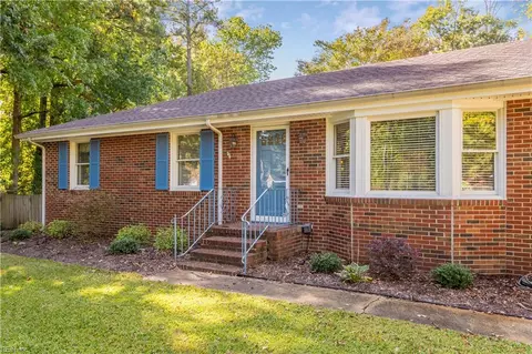 3500 Moore Rd, Portsmouth, VA 23703