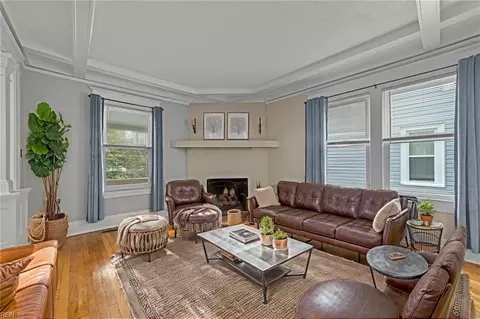 Living - 829 Brandon Ave, Norfolk, VA 23517 photo 2 of 2
