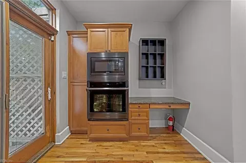 Kitchen - 829 Brandon Ave, Norfolk, VA 23517 photo 4 of 4