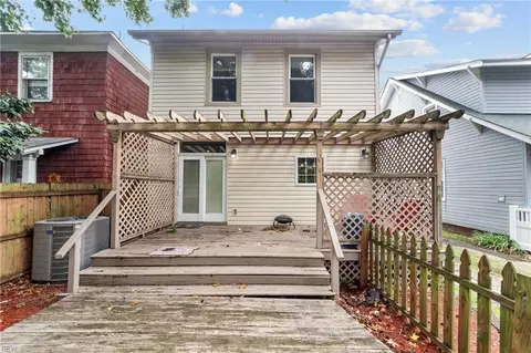Exterior - 829 Brandon Ave, Norfolk, VA 23517 photo 3 of 3