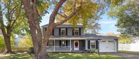 5629 Cobden Rd, Virginia Beach, VA 23455