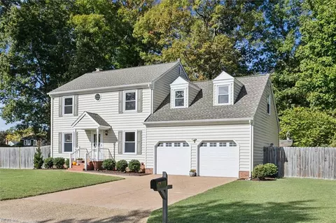 105 King Forest Ln, Newport News, VA 23608