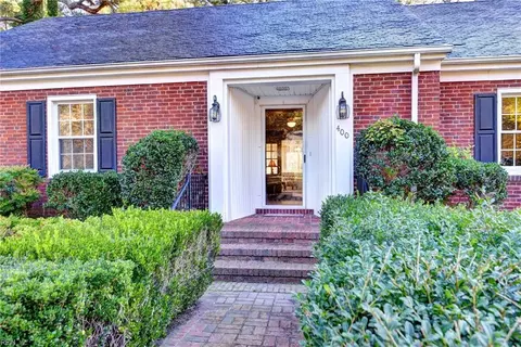 Exterior - 400 Meadow Ln, Franklin, VA 23851 photo 6 of 18