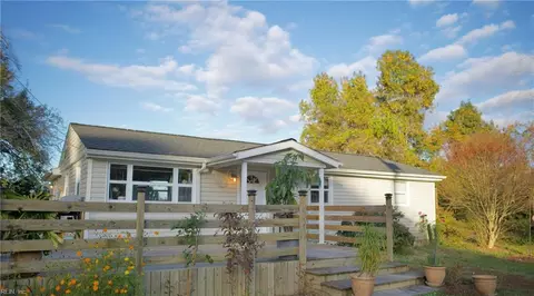 1451 Whittamore Rd, Chesapeake, VA 23322