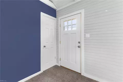 Entry Way - 1224 N Mallory St, Hampton, VA 23663 photo 1 of 2