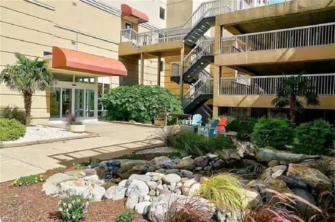 303 Atlantic Ave #1406, Virginia Beach, VA 23451
