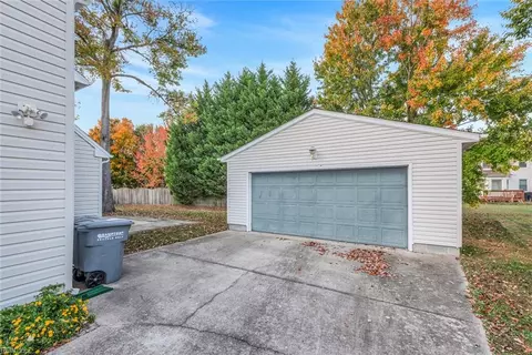 44 Locksley Dr, Hampton, VA 23666 photo 33