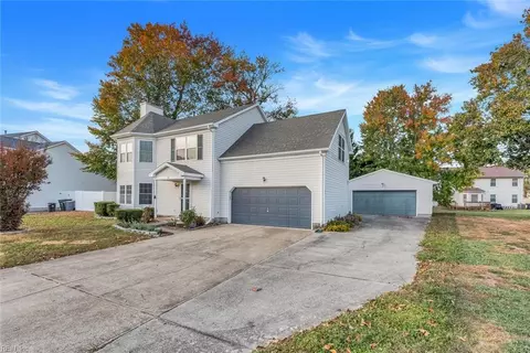 44 Locksley Dr, Hampton, VA 23666 photo 2