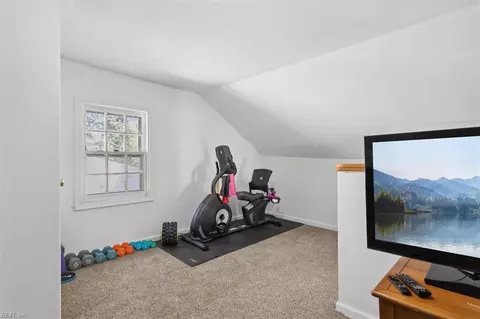 Other - 368 Brightwood Ave, Hampton, VA 23661 photo 10 of 15