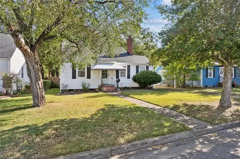 Exterior - 368 Brightwood Ave, Hampton, VA 23661 photo 3 of 15