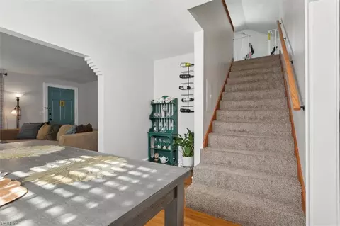 Entry Way - 368 Brightwood Ave, Hampton, VA 23661 photo 5 of 5