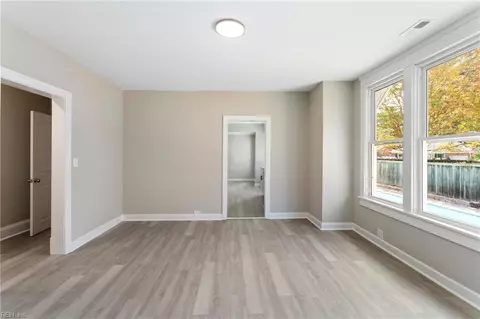 Living - 615 Dune St, Norfolk, VA 23503 photo 4 of 6