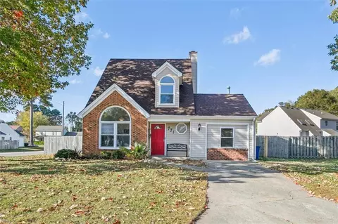 771 Trails Ln, Newport News, VA 23608