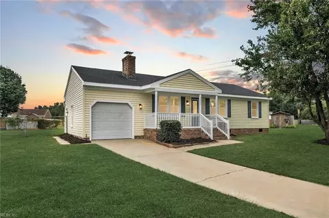 3801 W Southall Ct, Chesapeake, VA 23323