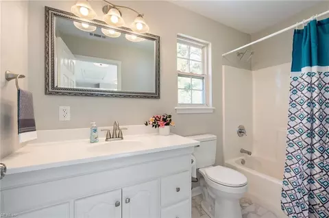 Bath - 6422 Devonshire Rd, Norfolk, VA 23513 photo 1 of 3