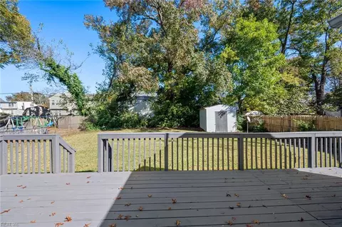 Exterior - 6422 Devonshire Rd, Norfolk, VA 23513 photo 7 of 7